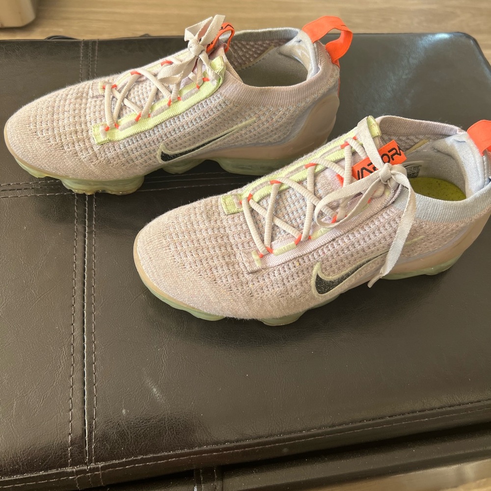 Nike Women’s Air VaporMax 2021 FlyKnit Shoes